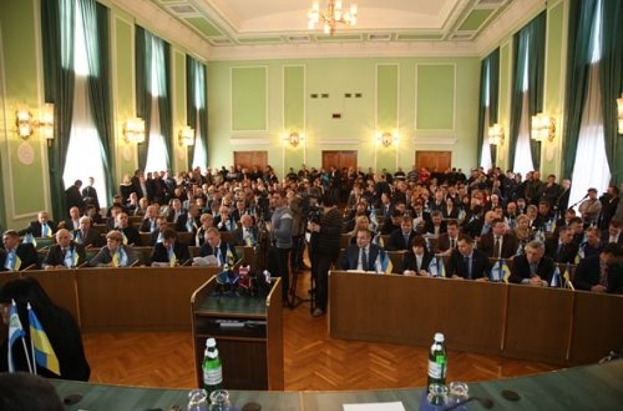 Микола Курдюмов взяв участь в засіданні  першої  сесії Херсонської обласної  ради VII скликання