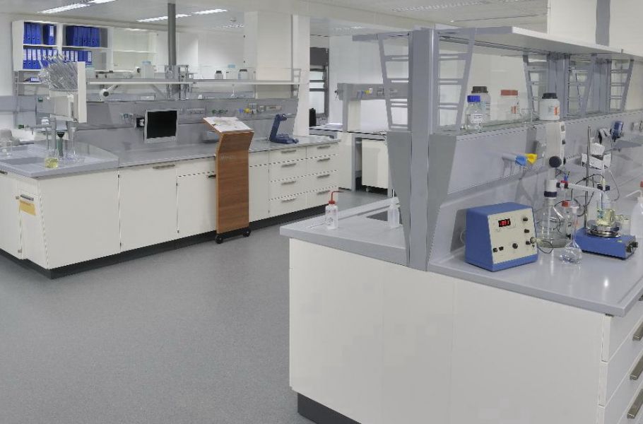 Перші п’ять лабораторій в Херсонській області отримали свідоцтво про технічну компетентність